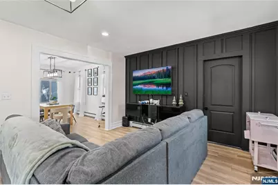 44 Richelieu Place, Newark, NJ 07106 - Photo 1