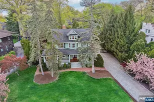 130 N Maple Ave, Ridgewood, NJ 07450 - Photo 2