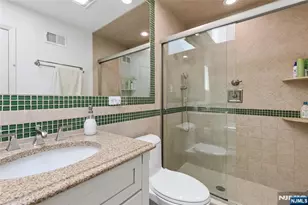 160 Magnolia Ave, Tenafly, NJ 07670 - Photo 24