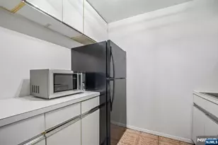 111 Mulberry Street 2C, Newark, NJ 07102 - Photo 6