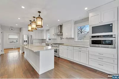 346 Carmita, Rutherford, NJ 07070 - Photo 10