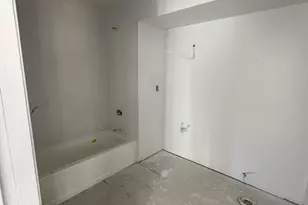 678 18th St, Newark, NJ 07103 - Photo 6