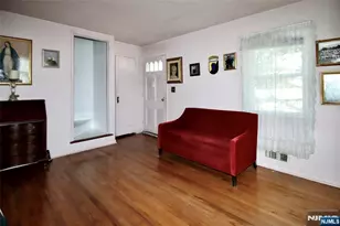 37-17 Jasper Rd, Fair Lawn, NJ 07410 - Photo 4