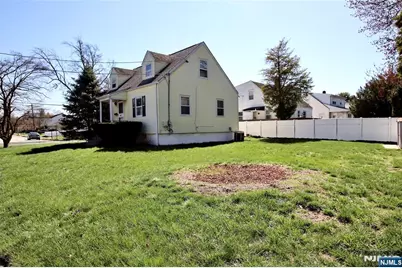 37-17 Jasper Road, Fair Lawn, NJ 07410 - Photo 20