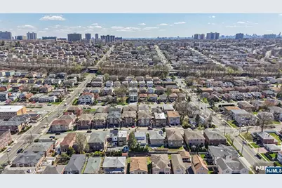 318 3rd Street, Palisades Park, NJ 07650 - Photo 12