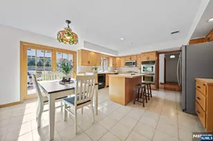 30 Auryansen Ct, Closter, NJ 07624 - Photo 8