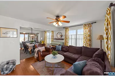 70 Overlook Avenue, Ridgefield Park, NJ 07660 - Photo 16
