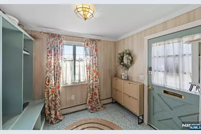 70 Overlook Avenue, Ridgefield Park, NJ 07660 - Photo 14