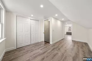 136 Catherine Ave, Mahwah, NJ 07430 - Photo 14
