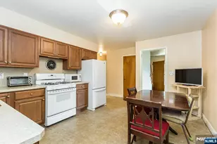 261 Terhune Ave., Passaic, NJ 07055 - Photo 12