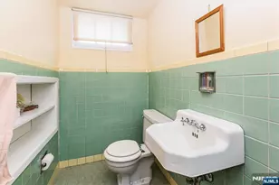 261 Terhune Ave., Passaic, NJ 07055 - Photo 30