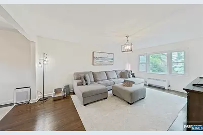 151 E Palisade 6D #6D, Englewood, NJ 07631 - Photo 12