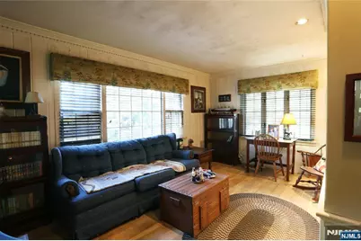 435 Carlton Road, Wyckoff Township, NJ 07481 - Photo 8