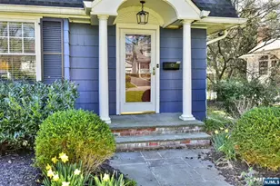 352 Fairway Rd, Ridgewood, NJ 07450 - Photo 2
