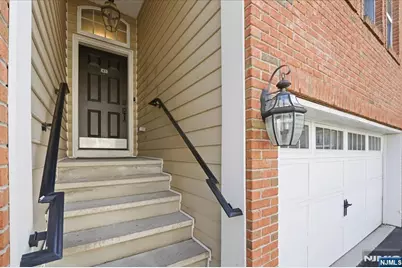 41 Creekside Court, Secaucus, NJ 07094 - Photo 2