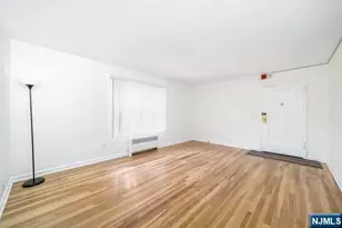 2330 Linwood Ave 4C, Fort Lee, NJ 07024 - Photo 4