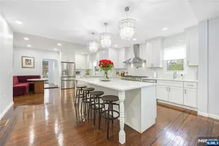 164 Selvage Ave, Teaneck Township, NJ 07666 - Photo 10