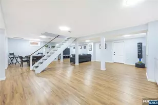 164 Selvage Ave, Teaneck Township, NJ 07666 - Photo 32