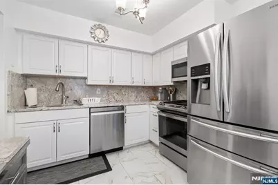 52 Galewood Drive 52 #52, Old Bridge Township, NJ 07747 - Photo 6