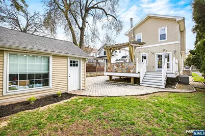 22 Vine Street, Nutley, NJ 07110 - Photo 38