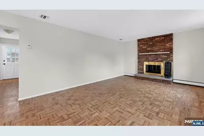 392 Mercer Avenue, River Edge, NJ 07661 - Photo 22