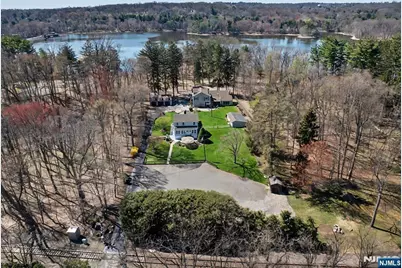47 Broadway, Woodcliff Lake, NJ 07677 - Photo 8