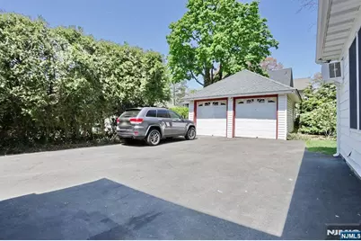 295 Rock Road, Glen Rock, NJ 07452 - Photo 24