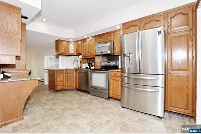 295 Rock Road, Glen Rock, NJ 07452 - Photo 6