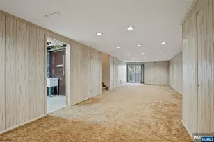 8 Irongate 202, Metuchen, NJ 08840 - Photo 24