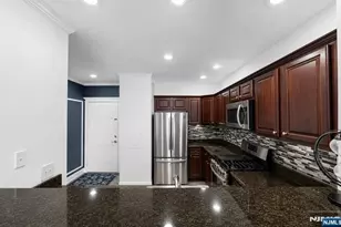 324 The Promenade, Edgewater, NJ 07020 - Photo 46