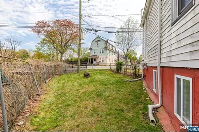 296 Berkeley Avenue, Bloomfield, NJ 07003 - Photo 42