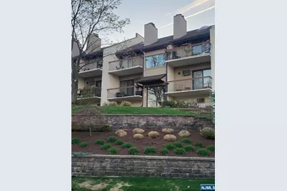 404 West Ridge Mews 4D #4D, Wood Ridge, NJ 07075 - Photo 2