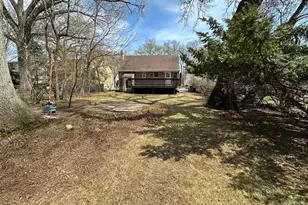 24 Willow St, Bergenfield, NJ 07621 - Photo 4