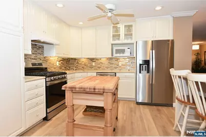 41 Litchult Lane, Mahwah, NJ 07430 - Photo 10