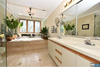 41 Litchult Lane, Mahwah, NJ 07430 - Photo 24