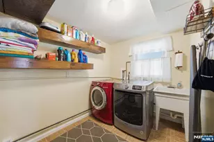 28 Lord Stirling Dr, Parsippany, NJ 07054 - Photo 28