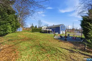 28 Lord Stirling Dr, Parsippany, NJ 07054 - Photo 2