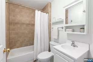 30 Mountain Ave 11, Paterson, NJ 07501 - Photo 16