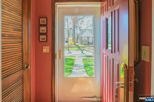 149 Park Dr, New Milford, NJ 07646 - Photo 6