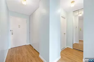 6050 Kennedy Blvd 2E, West New York, NJ 07093 - Photo 16