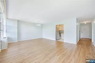 6050 Kennedy Blvd 2E, West New York, NJ 07093 - Photo 8