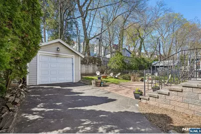 20 Edgewood Road, Glen Ridge, NJ 07028 - Photo 28