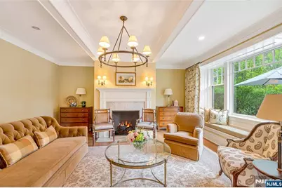259 Indian Trail Drive, Franklin Lakes, NJ 07417 - Photo 8