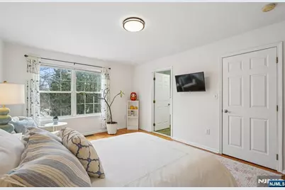 55 Greenbrook Drive, Bloomfield, NJ 07003 - Photo 20