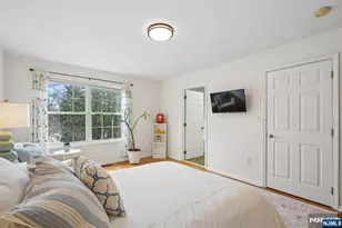 55 Greenbrook Dr, Bloomfield, NJ 07003 - Photo 20