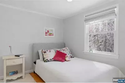89 Surrey Lane, Tenafly, NJ 07670 - Photo 38