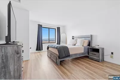 1906 Paterson Plank Road 2E #2E, North Bergen, NJ 07047 - Photo 16