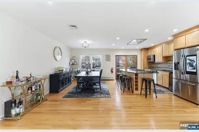 1 Chalen Court, Pequannock Township, NJ 07444 - Photo 6