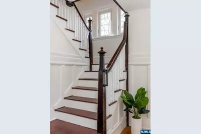 39 Draper Terrace, Montclair, NJ 07042 - Photo 6