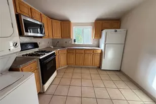 165 Oak Grove Ave, Hasbrouck Heights, NJ 07604 - Photo 12